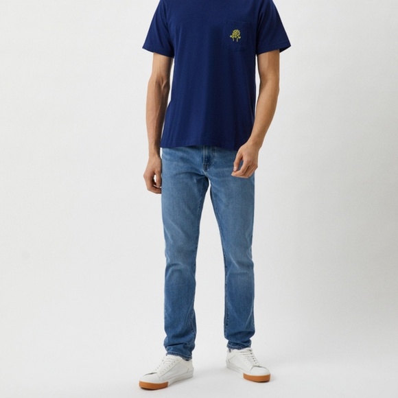 UNIQLO BLUE SLIM JEANS - 32 - Picture 4 of 13